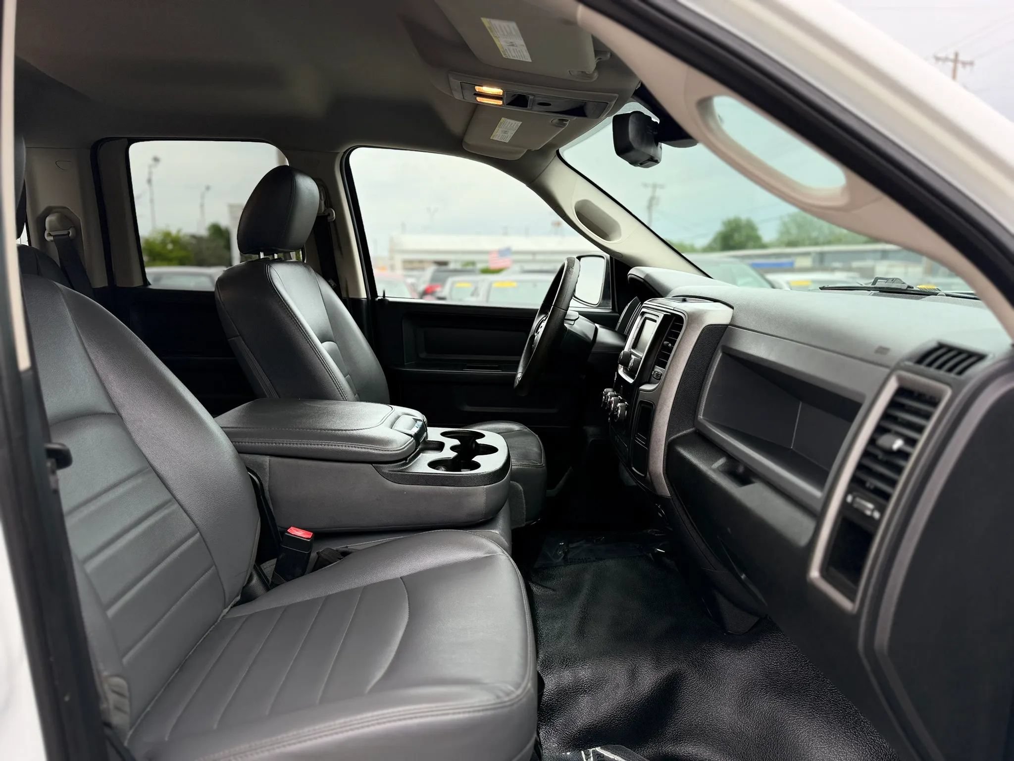Used 2016 RAM 1500 Tradesman RWD image 30