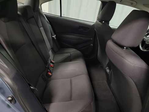 Used 2025 Toyota Corolla LE image 23