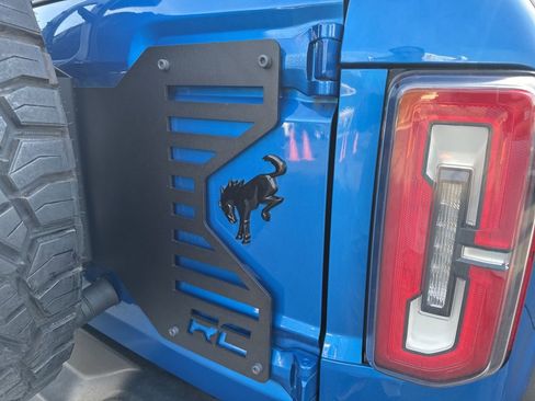 Used 2022 Ford Bronco Wildtrak image 14
