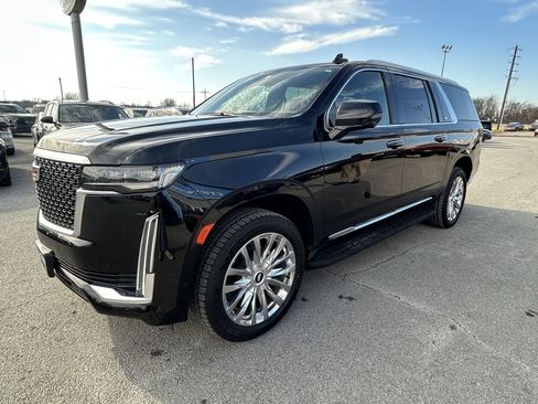 Used 2022 Cadillac Escalade ESV Premium Luxury image 1