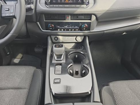 New 2026 Nissan Rogue SV FWD image 3