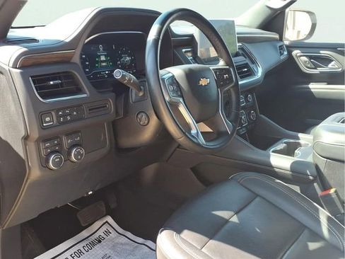 Used 2024 Chevrolet Tahoe Premier AWD/4WD image 6