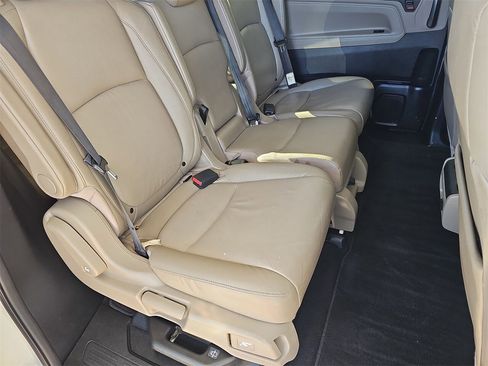 Used 2018 Honda Odyssey EX-L image 15