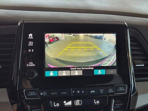Used 2019 Honda Odyssey Touring image 14