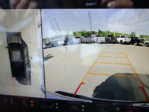 Certified 2025 GMC Sierra 2500 AT4 w/ AT4 Premium Plus Package AWD/4WD image 24