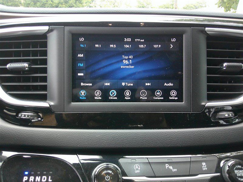 Used 2018 Chrysler Pacifica Touring Plus FWD image 13