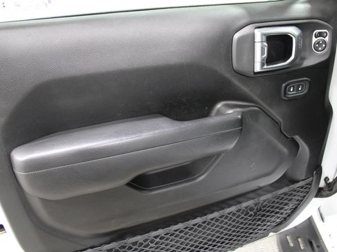 Used 2023 Jeep Wrangler Unlimited Sport AWD/4WD image 6