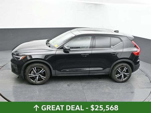 Used 2025 Volvo XC40 B5 Core AWD/4WD image 20