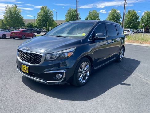Used 2016 Kia Sedona SX Limited FWD image 7