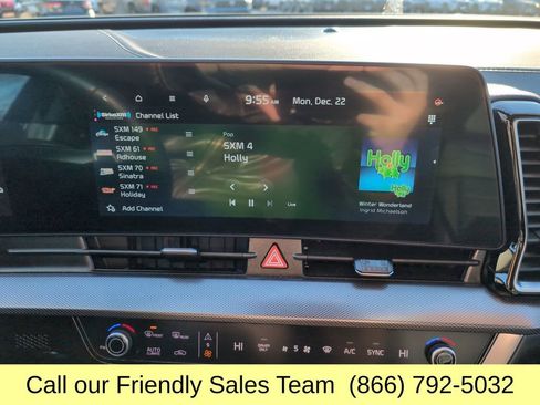 Used 2025 Kia Sportage SX Prestige image 21