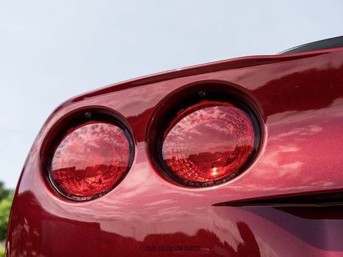 Used 2007 Chevrolet Corvette Coupe w/ Preferred Equipment Group RWD image 98