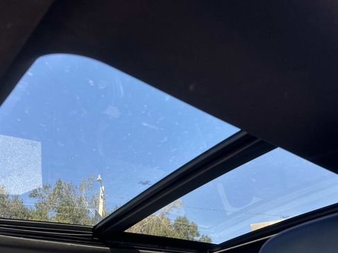 Used 2022 Ford F250 Lariat w/ Lariat Ultimate Package image 13