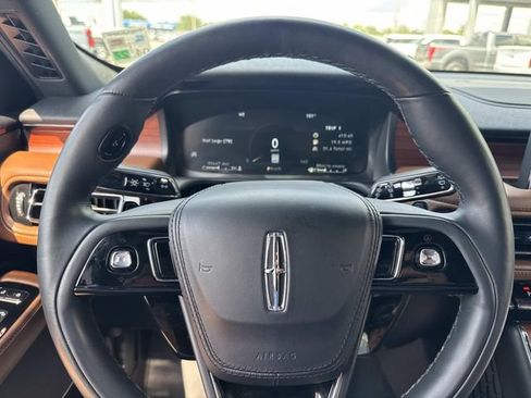 Certified 2023 Lincoln Aviator Reserve w/ Equipment Group 201A RWD image 29