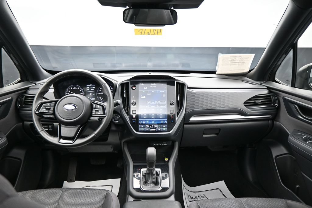 Used 2025 Subaru Forester Premium AWD/4WD image 14