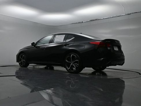 Used 2024 Nissan Altima 2.5 SR image 21