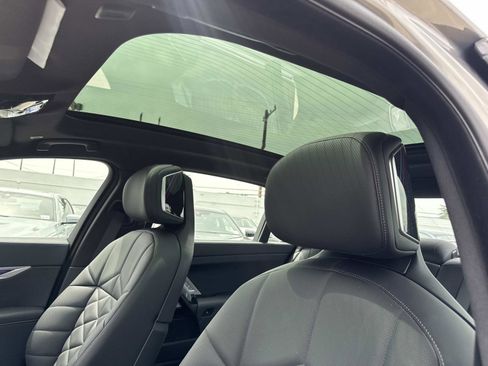 Used 2026 BMW 740i w/ Premium Package image 16