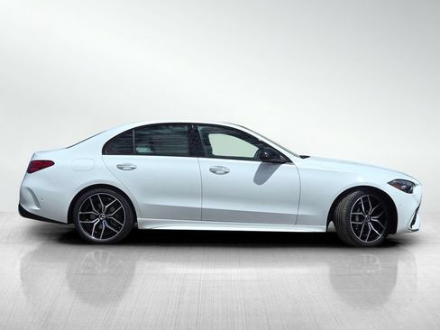 Used 2023 Mercedes-Benz C 300 Sedan image 4