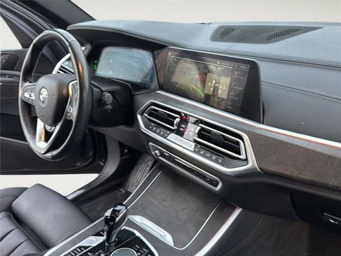Used 2022 BMW X5 xDrive40i w/ Premium Package image 26