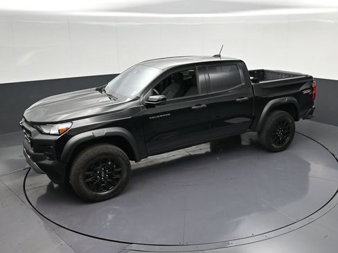 Used 2024 Chevrolet Colorado Trail Boss w/ Advanced Trailering Package AWD/4WD image 25