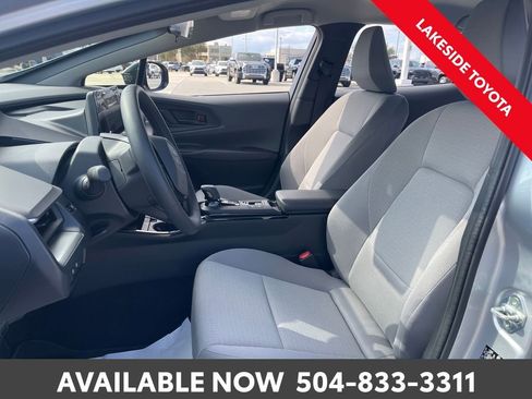 Certified 2025 Toyota Prius LE image 26