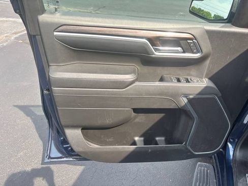 Used 2022 Chevrolet Silverado 1500 RST AWD/4WD image 12