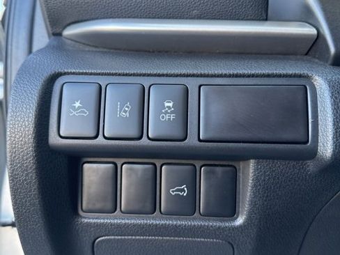 Used 2024 Mitsubishi Eclipse Cross SE image 24