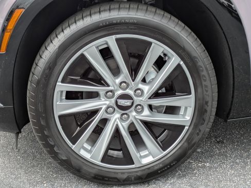 New 2026 Cadillac Vistiq Luxury w/ LPO, Floor Liner Package image 33