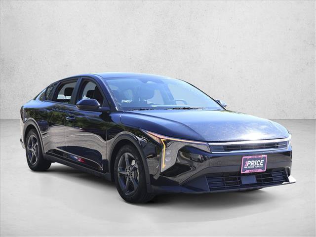 Used 2025 Kia K4 FWD image 3