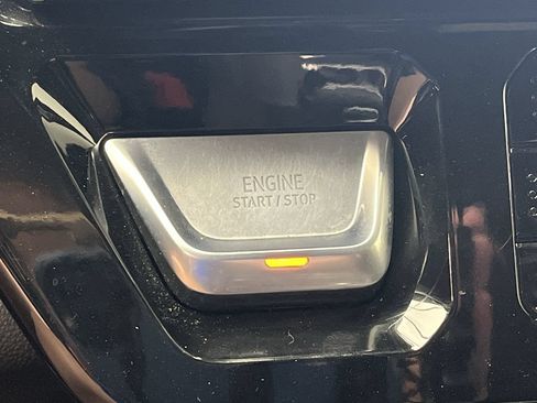 Certified 2023 GMC Sierra 1500 Denali w/ Technology Package AWD/4WD image 22