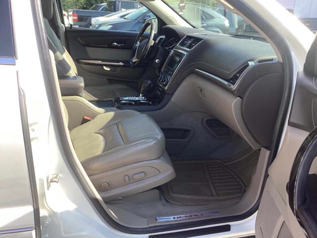 Used 2014 GMC Acadia Denali AWD/4WD image 13