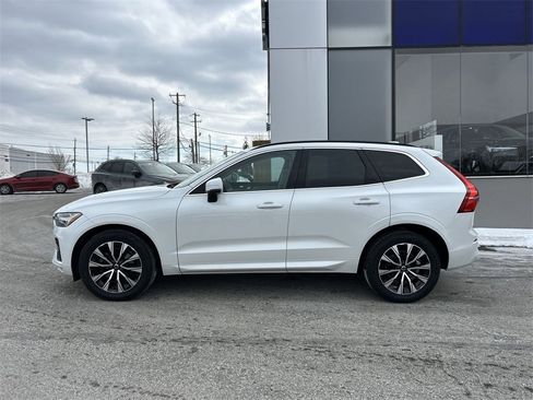 Certified 2023 Volvo XC60 B5 Core w/ Climate Package image 5