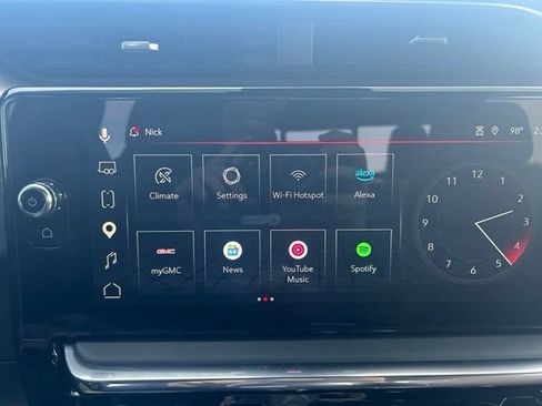 Used 2025 GMC Sierra 2500 Denali Ultimate w/ Max Trailering Package AWD/4WD image 45