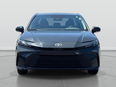 Used 2025 Toyota Camry LE w/ Convenience Package AWD/4WD image 2