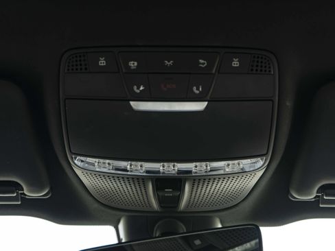 Used 2018 Mercedes-Benz E 300 image 35