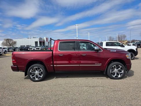 Used 2022 RAM 1500 Limited w/ Body Color Bumper Group AWD/4WD image 9
