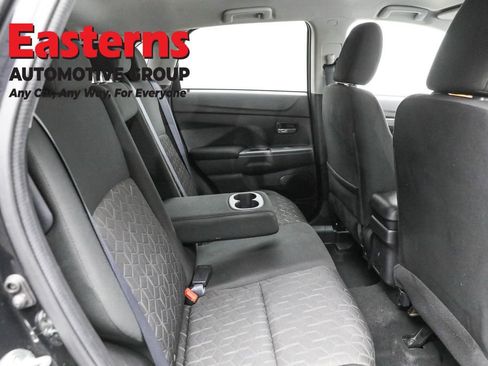 Used 2022 Mitsubishi Outlander Sport ES image 22