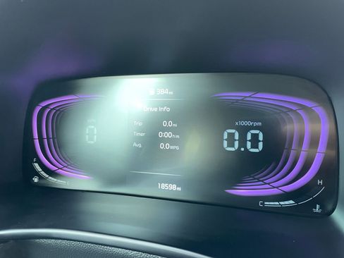 Used 2025 Kia Soul LX w/ LX Technology Package image 38