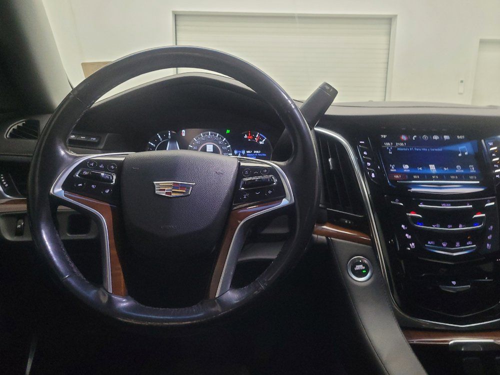 Used 2019 Cadillac Escalade Luxury RWD image 22