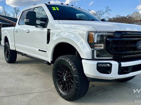 Used 2021 Ford F250 Lariat image 4