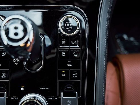 Used 2020 Bentley Continental GT image 57