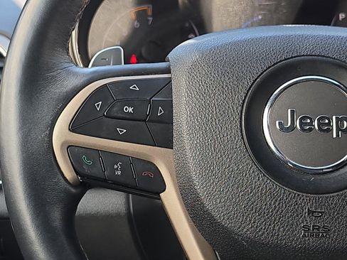 Used 2017 Jeep Grand Cherokee Overland w/ Jeep Active Safety Group AWD/4WD image 13