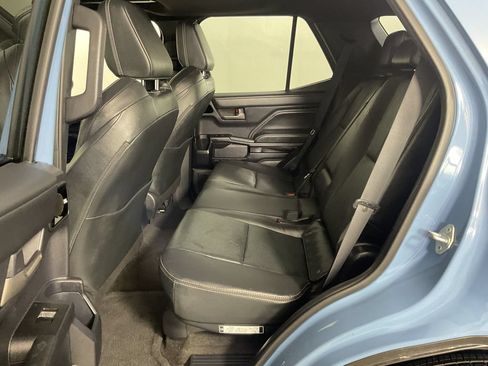 Used 2025 Toyota 4Runner Limited AWD/4WD image 20