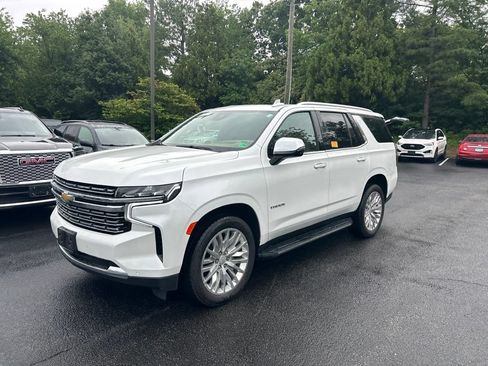Used 2023 Chevrolet Tahoe Premier w/ Premium Package AWD/4WD image 8