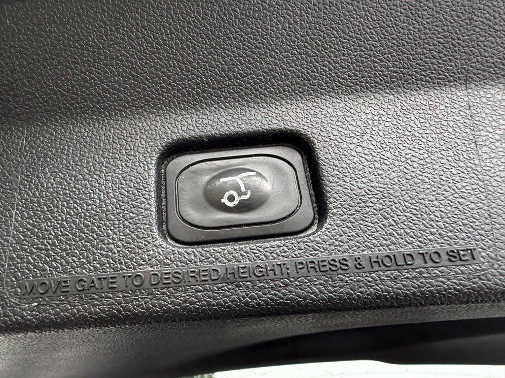 Certified 2019 Ford Explorer Platinum AWD/4WD image 29