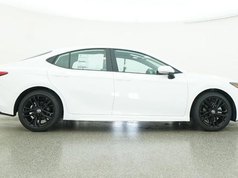 New 2026 Toyota Camry SE image 19