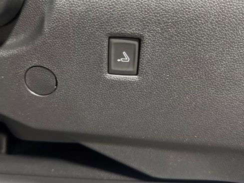 New 2026 Buick Enclave Sport Touring w/ Power Package image 19