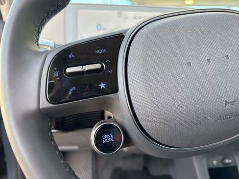 Used 2024 Hyundai Ioniq 5 SE image 19