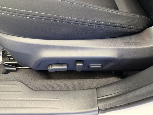 Used 2015 Subaru Legacy 2.5i Premium AWD/4WD image 13