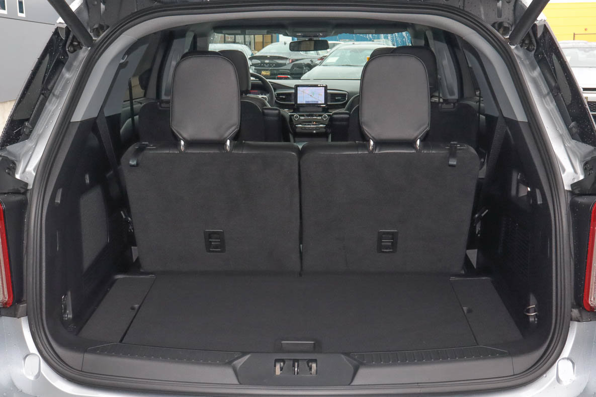 Used 2022 Ford Explorer Limited w/ Equipment Group 301A RWD image 20