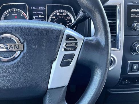 Used 2017 Nissan Titan SV RWD image 18